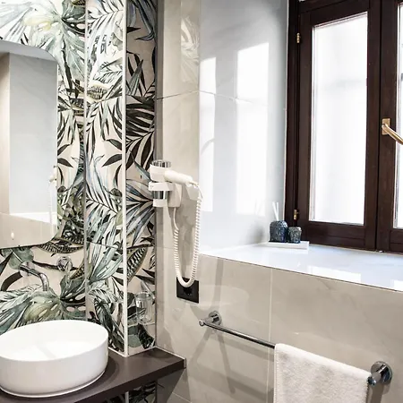 Karma6rooms - In Sicilia Nel Centro Di Maison d'hôtes 4*